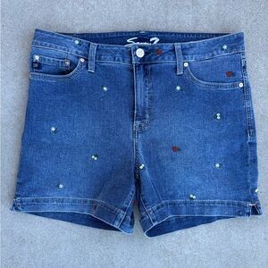 Seven7 Embroidered Flower Denim Weekend Shorts (Size 12)